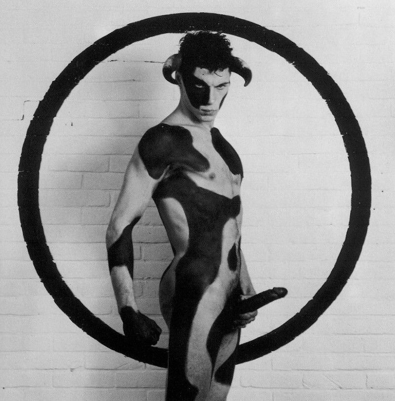 Selfportrait Bull with Lovestory